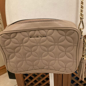 Michael Kors Quilted Leather Crossbody Bag Taupe/Nude